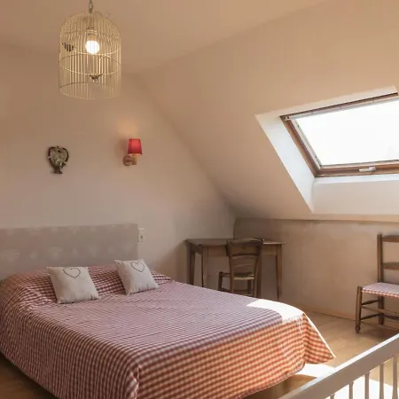 Holiday home Grand Gite De Charme Avec Cheminee Pres De Montlucon, Jardin, Jeux Enfants, Animaux Acceptes - Fr-1-489-144 Audes